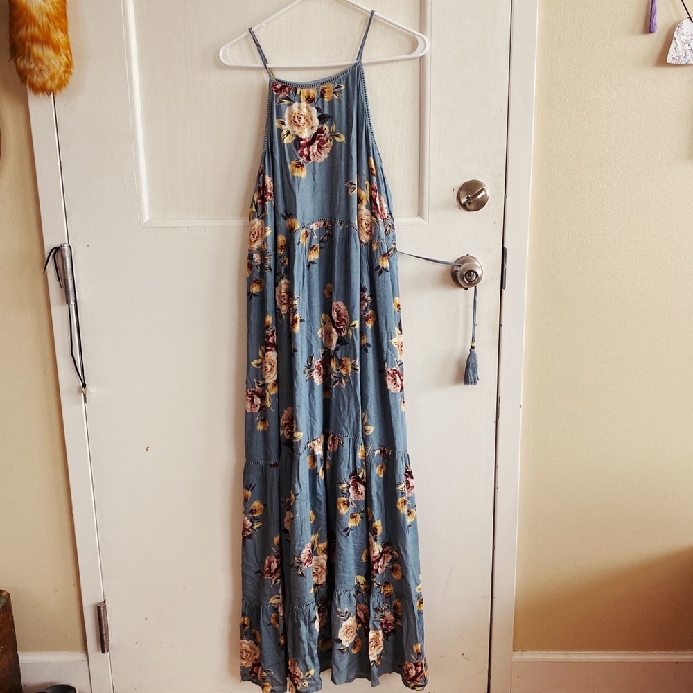 Blue floral billowing maxi dress